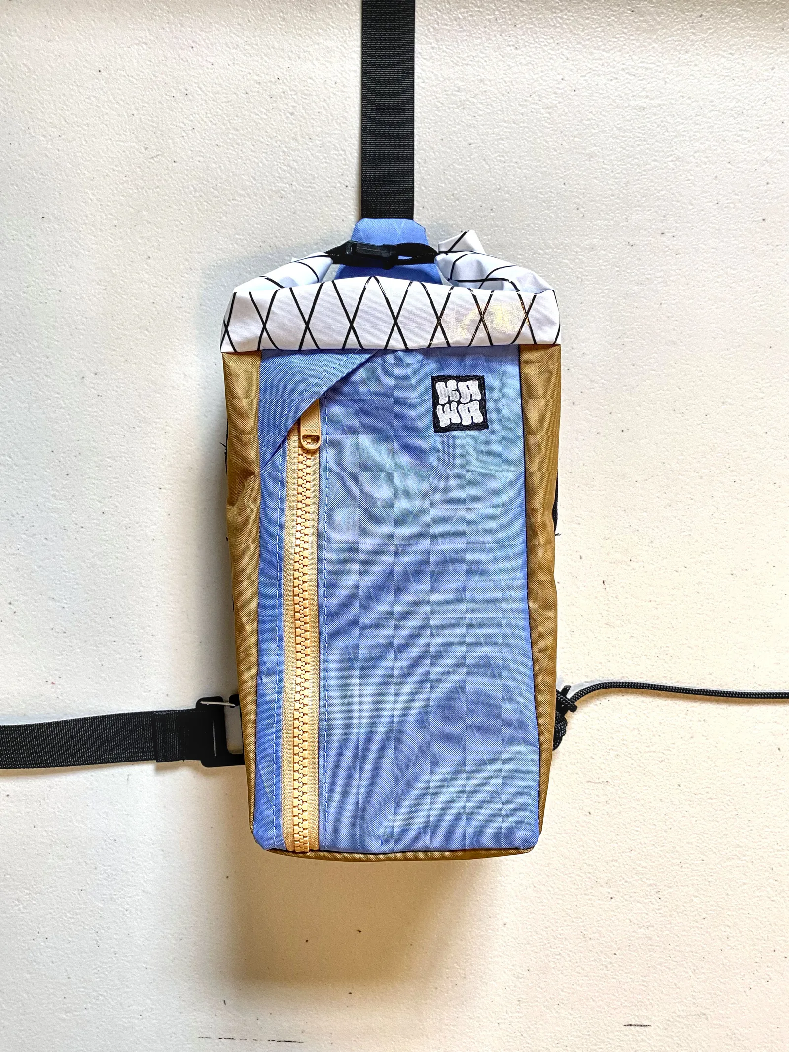 A multicolor Kawa sling on the table
