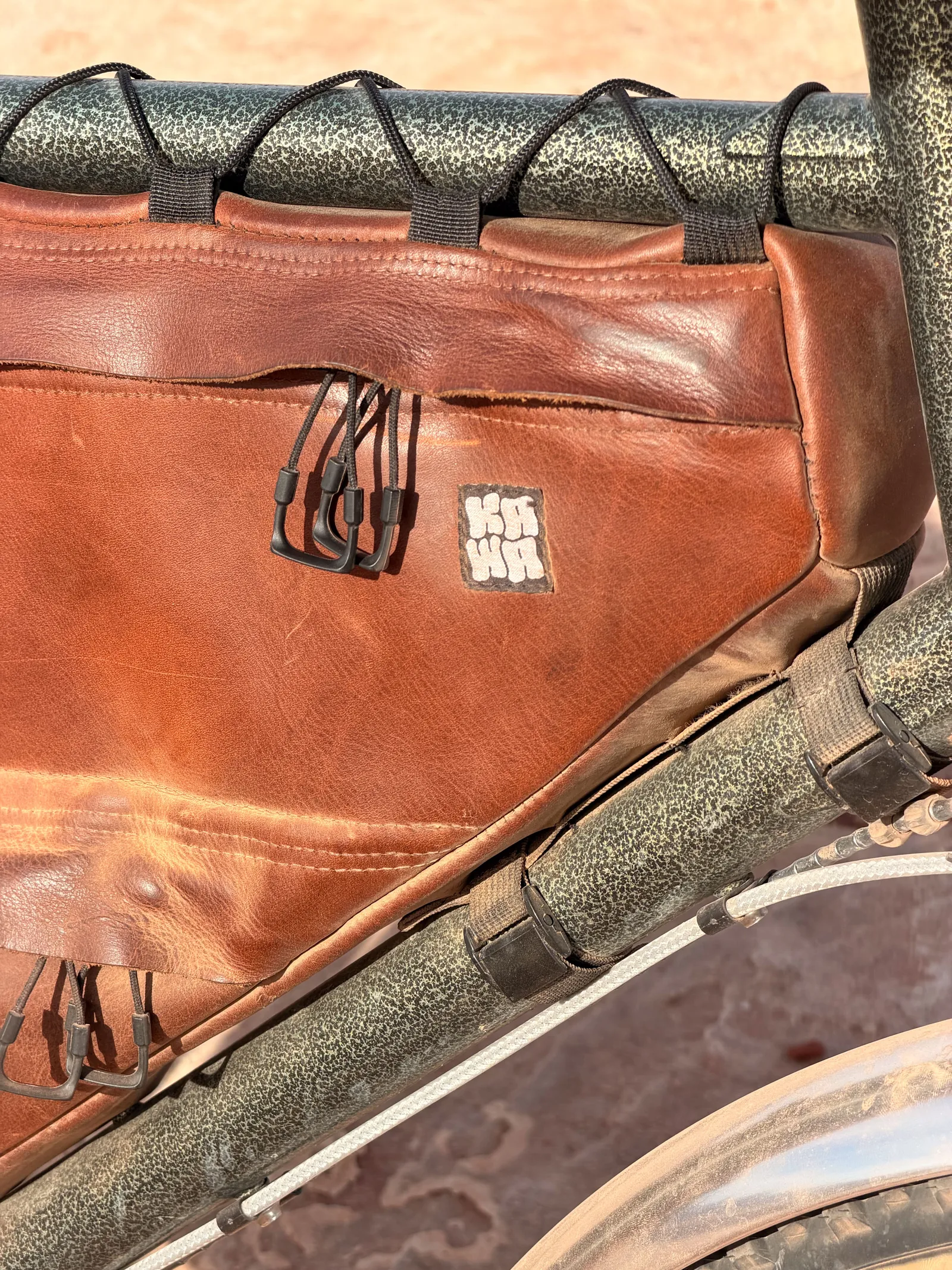 Leather framebag logo detail